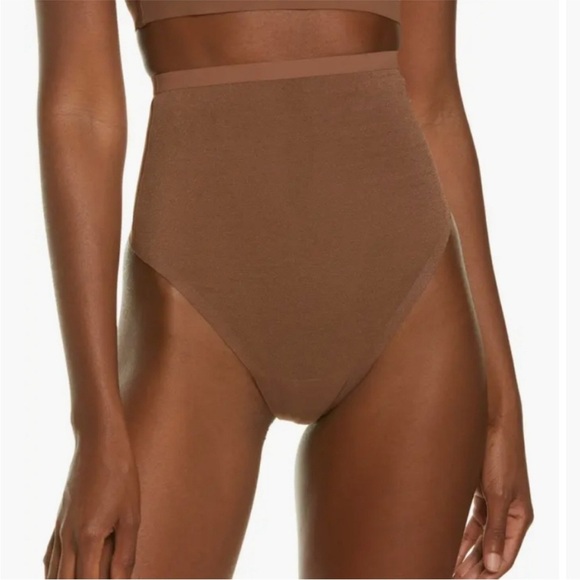 SKIMS Sheer Sculpt High Waist Thong in Jasper Size 3X NWT - Picture 2 of 8